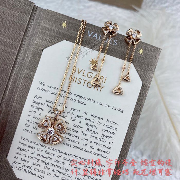 Bvlgari飾品 寶格麗V金鍍咪金花朵耳環耳飾  zgbq3186